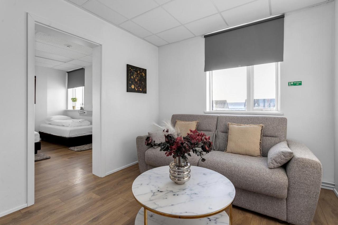 Bank Guesthouse By Kef Airport Κεφλαβίκ Εξωτερικό φωτογραφία
