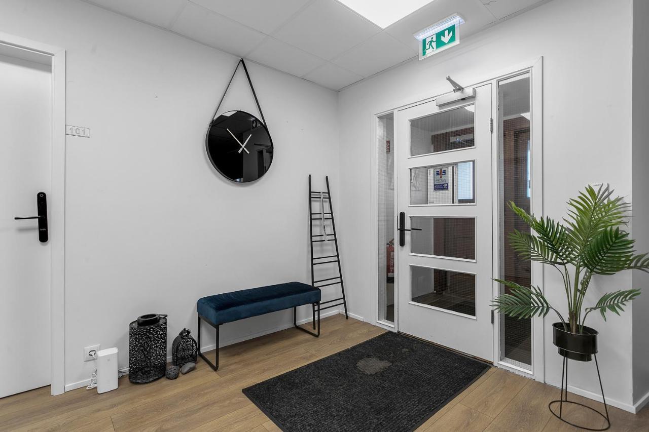 Bank Guesthouse By Kef Airport Κεφλαβίκ Εξωτερικό φωτογραφία
