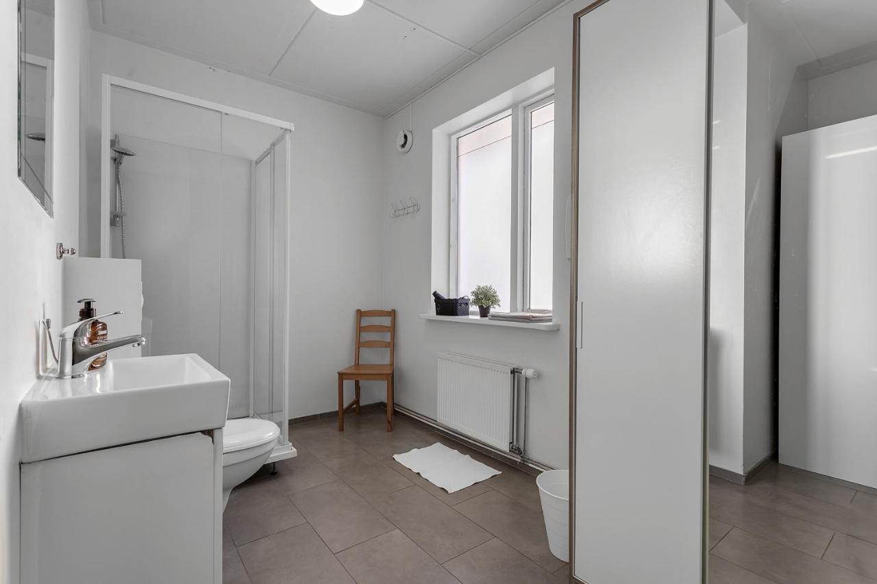 Bank Guesthouse By Kef Airport Κεφλαβίκ Εξωτερικό φωτογραφία